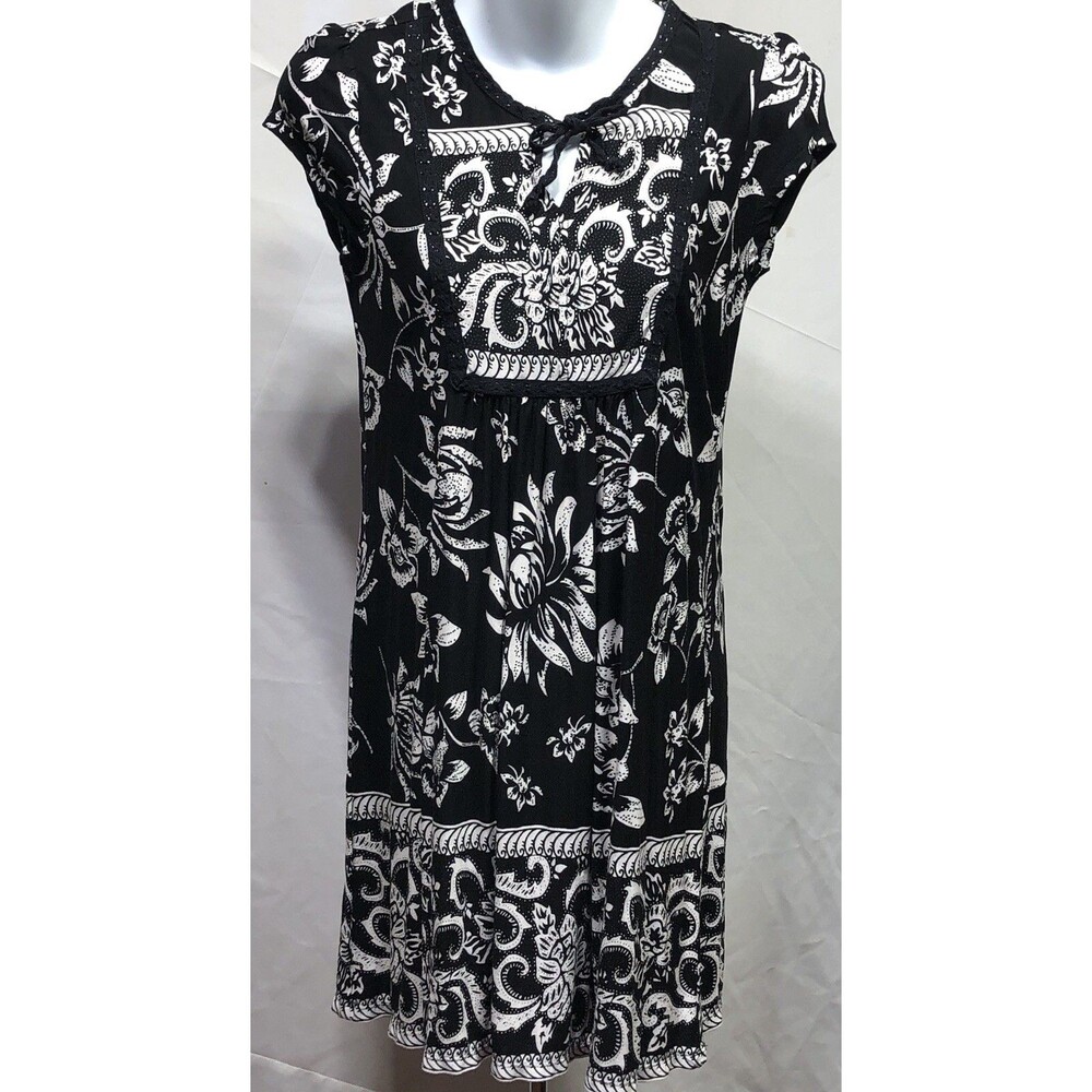 Mark Flowy mini dress S Blk Wht Floral ShortSleeve Keyhole Cottage Ditsy Boho